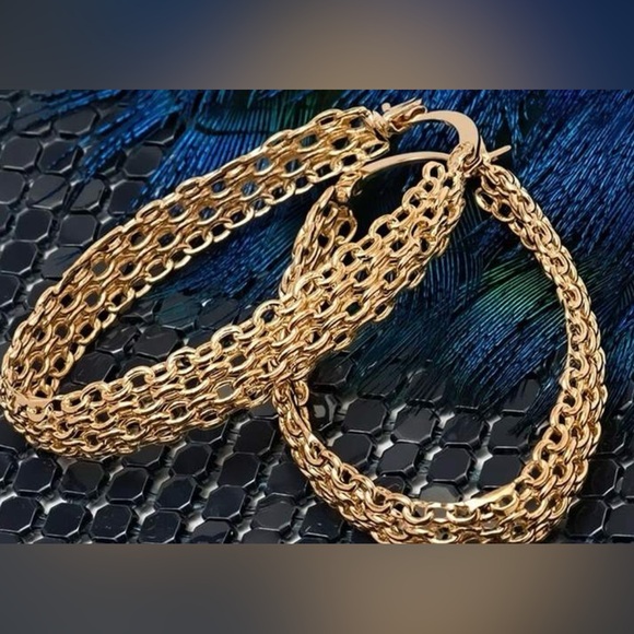 Gold Plated, Gold Layered Link Hoop
Earrings, Chic Gold Mesh Hoop Earrings, NEW - Picture 2 of 3